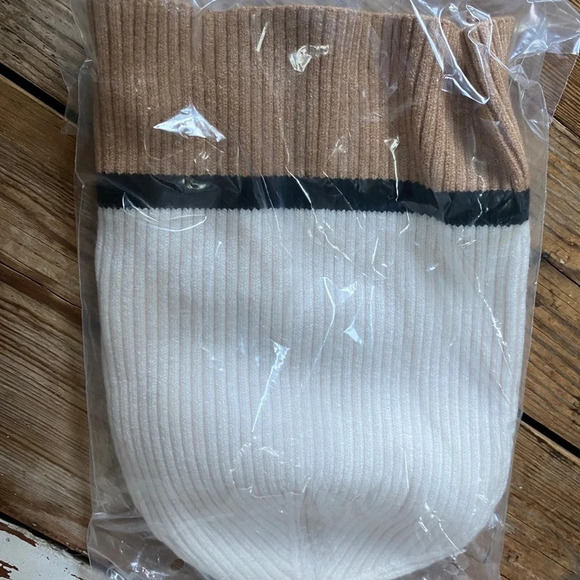 Anthropologie Cozy Stripe Beanie - Picture 4 of 4